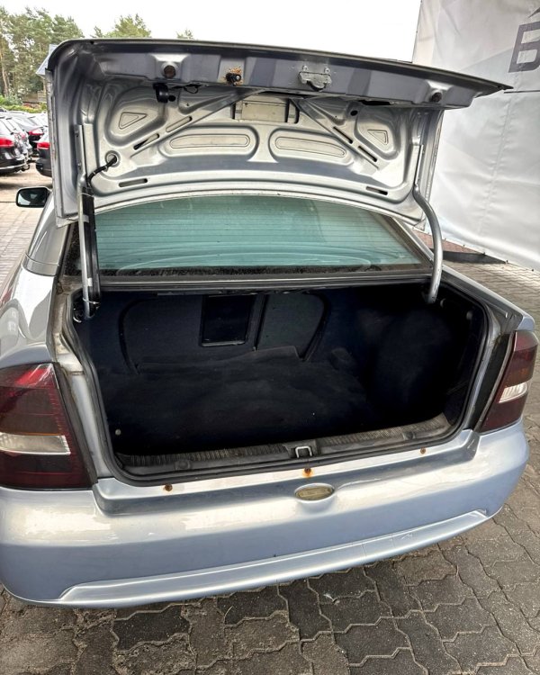 Opel Astra G - Image 12