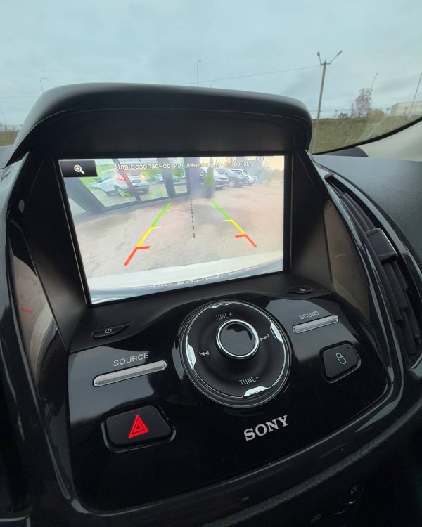 Ford Escape III - Image 21
