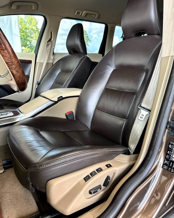 Volvo XC70 III - Image 10