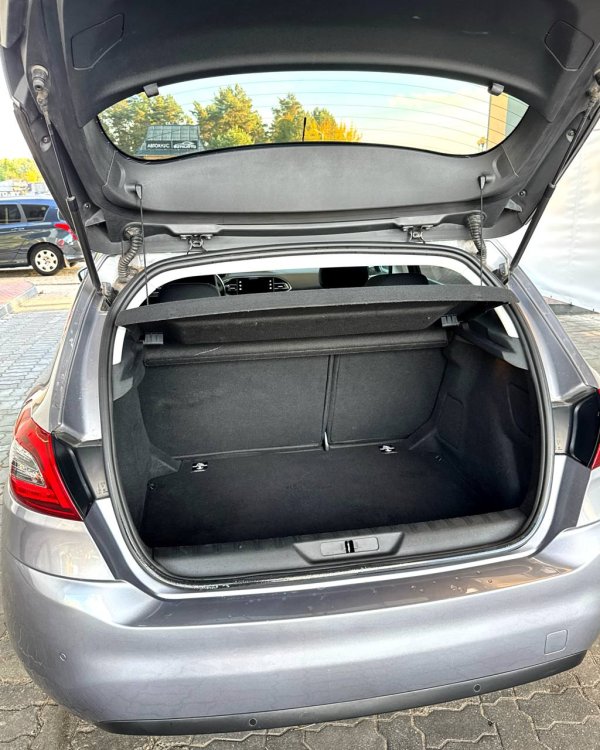 Peugeot 308 T9 · Рестайлинг - Image 14