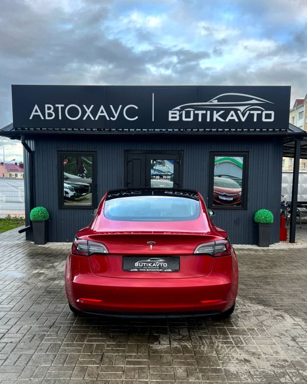 Tesla Model 3 I - Image 6