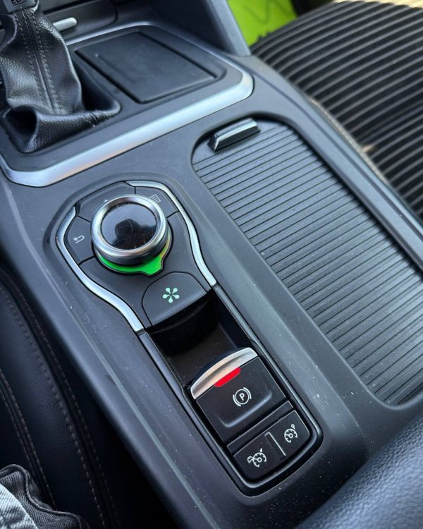 Renault Talisman I - Image 17