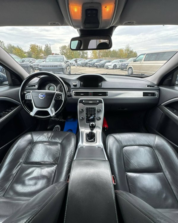 Volvo V70 III - Image 7