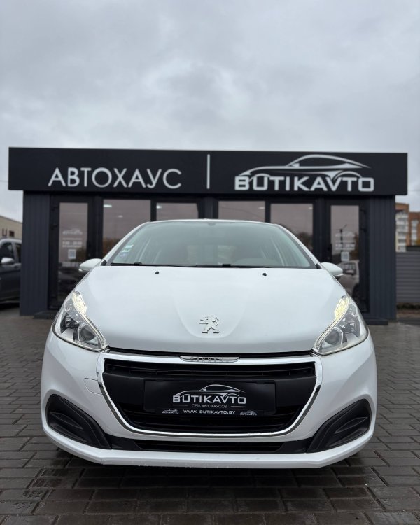 Peugeot 208 I · Рестайлинг - Image 2