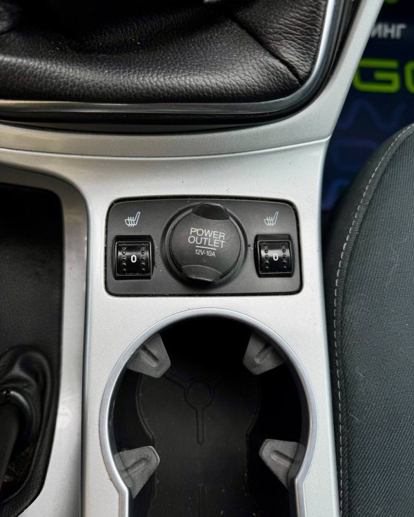 Ford Grand C-Max I - Image 18