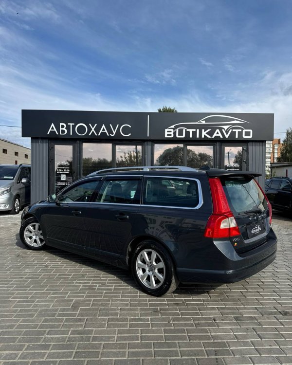 Volvo V70 III - Image 4