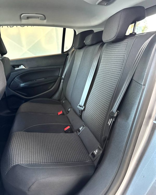 Peugeot 308 T9 · Рестайлинг - Image 13