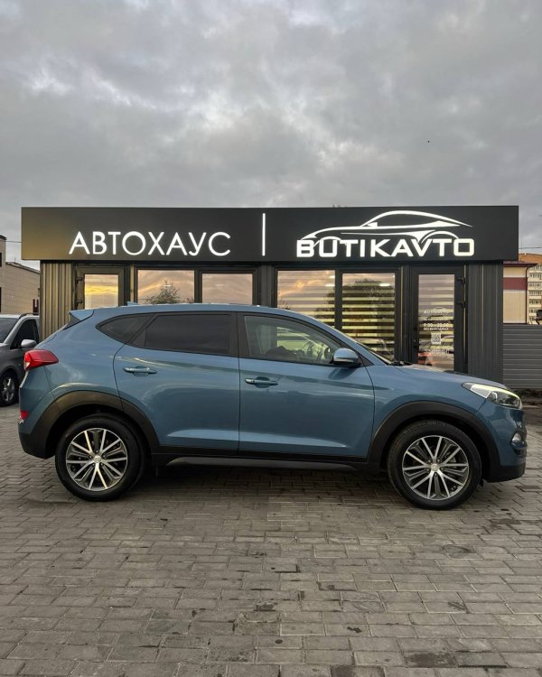 Hyundai Tucson III - Image 13