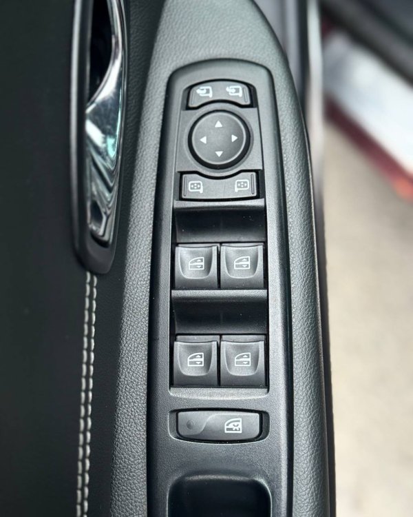 Renault Grand Scenic III · 2-й рестайлинг - Image 23