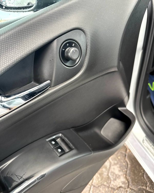 Opel Meriva II - Image 9