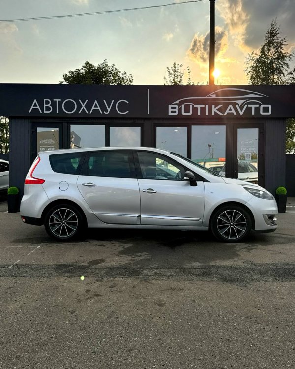 Renault Grand Scenic III · 2-й рестайлинг - Image 8