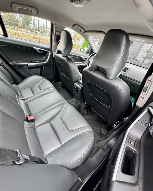 Volvo S60 II · Рестайлинг - Image 12