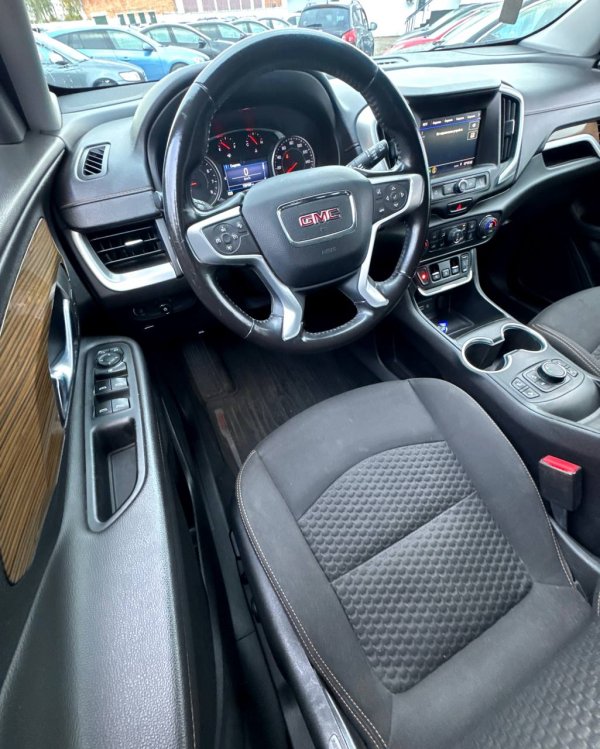 GMC Terrain II - Image 10