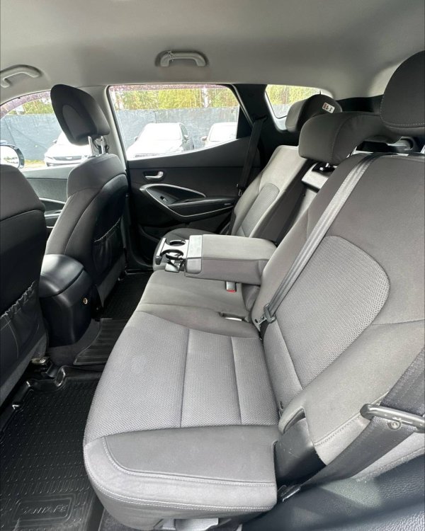 Hyundai Santa Fe DM - Image 9