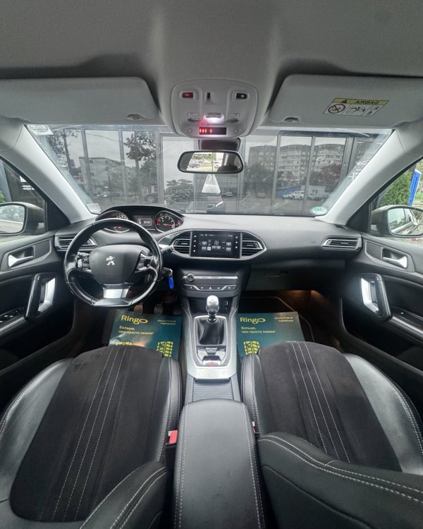 Peugeot 308 T9 - Image 9