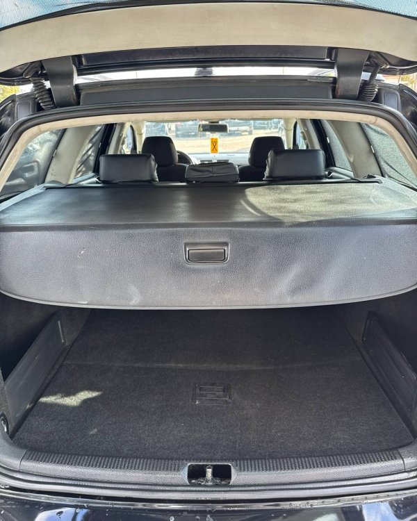 Volkswagen Passat B6 - Image 12