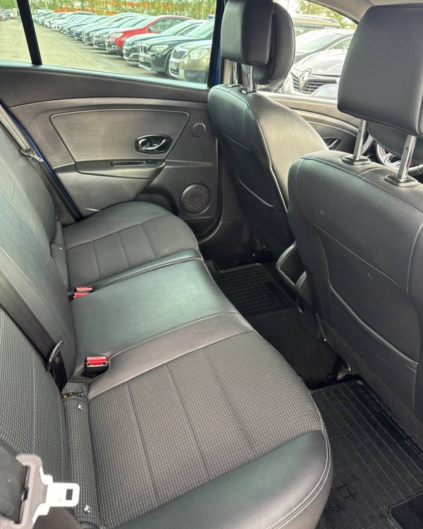 Renault Megane III · 2-й рестайлинг - Image 13