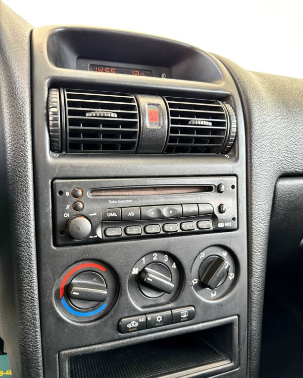 Opel Astra G - Image 12