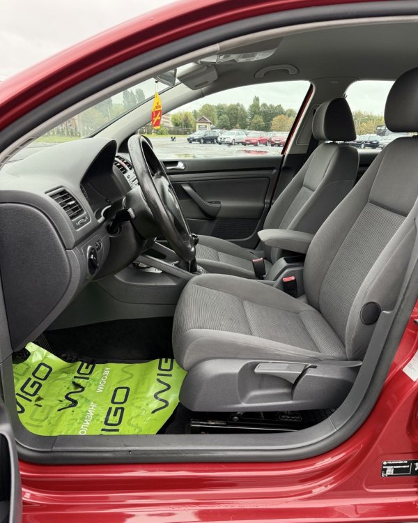 Volkswagen Golf V - Image 10