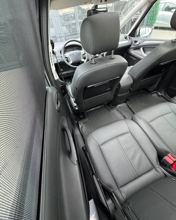 Ford S-MAX I · Рестайлинг - Image 11