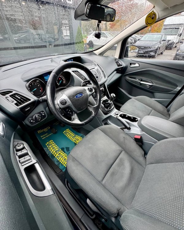 Ford Grand C-Max I - Image 10