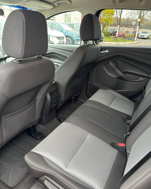 Ford Escape III · Рестайлинг - Image 11