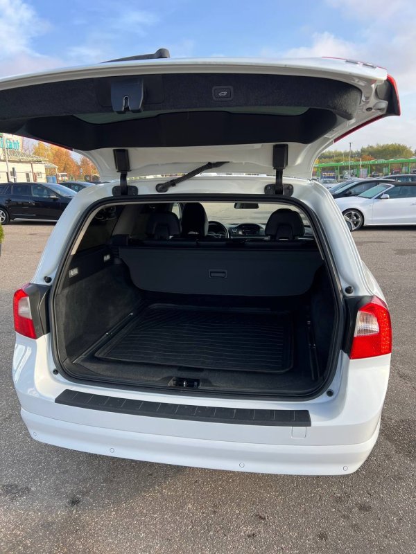 Volvo V70 III - Image 14
