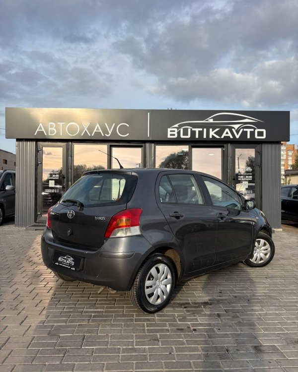 Toyota Yaris II (XP9) · Рестайлинг - Image 6