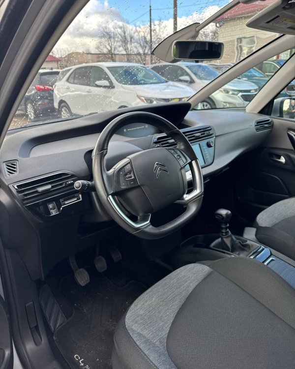 Citroen C4 Spacetourer  I - Image 10