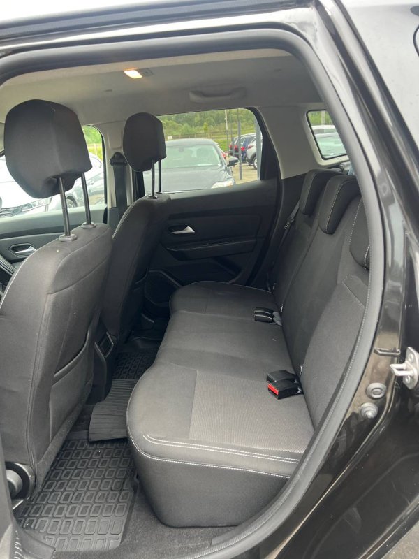 Renault Duster II - Image 16