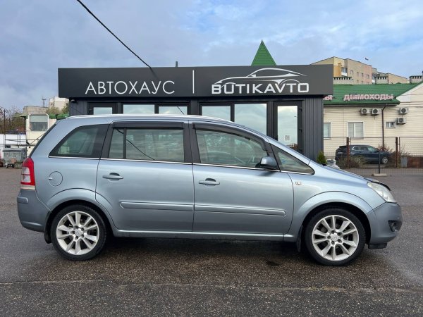 Opel Zafira B · Рестайлинг - Image 8