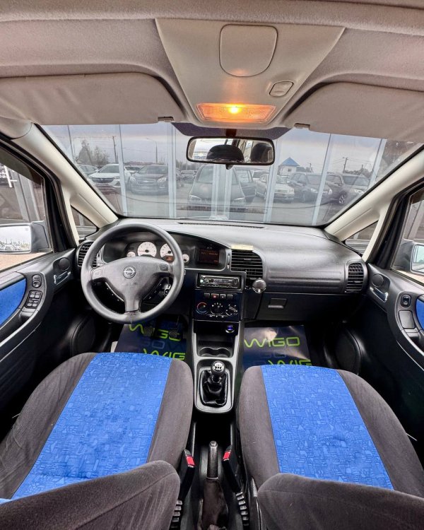 Opel Zafira A - Image 9