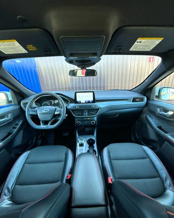 Ford Escape IV - Image 9