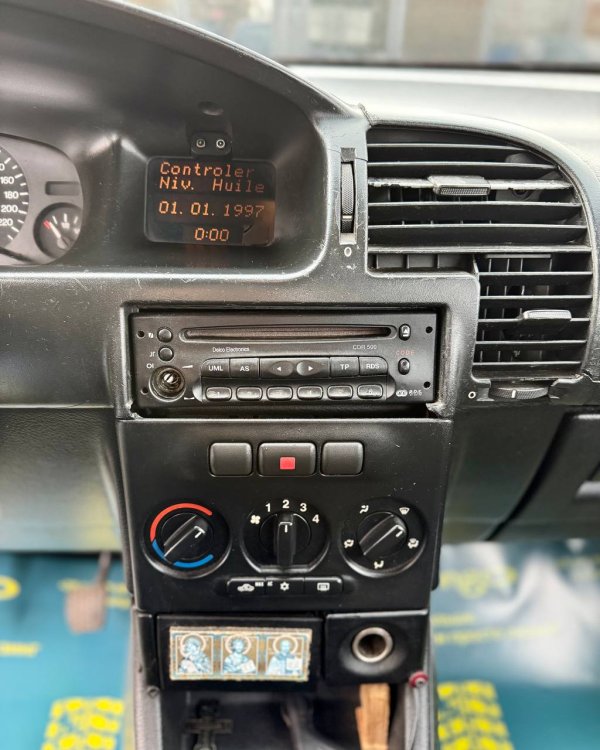 Opel Zafira A - Image 16