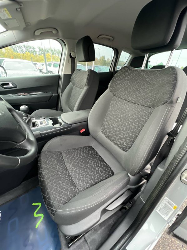 Peugeot 3008 I · Рестайлинг - Image 11
