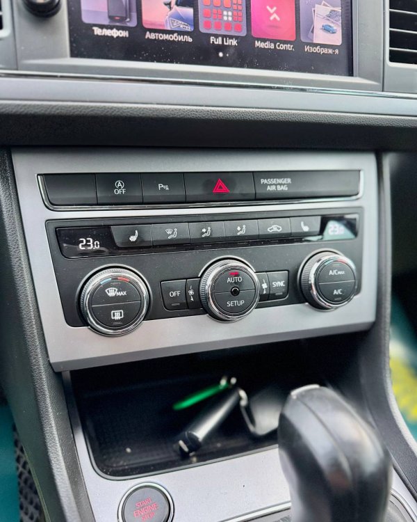 SEAT Leon III · Рестайлинг - Image 17