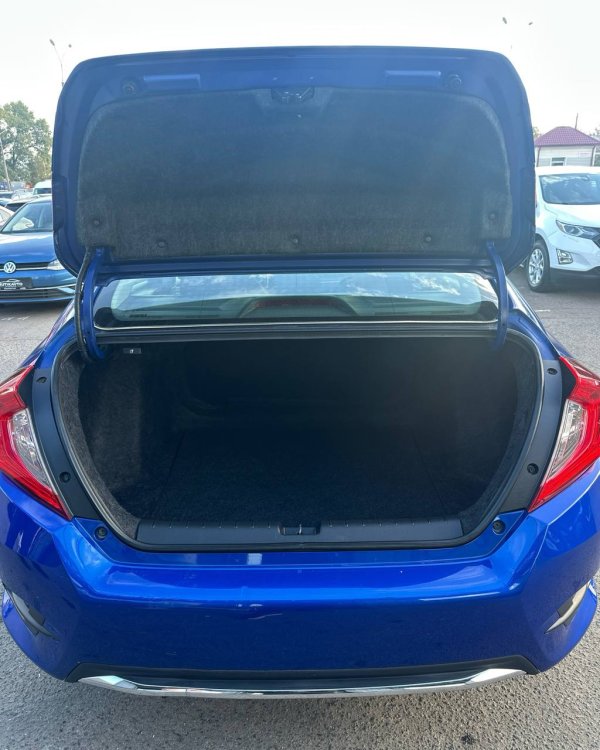 Honda Civic X - Image 14