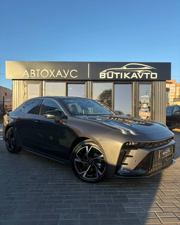 Lynk & Co 03 I · Рестайлинг