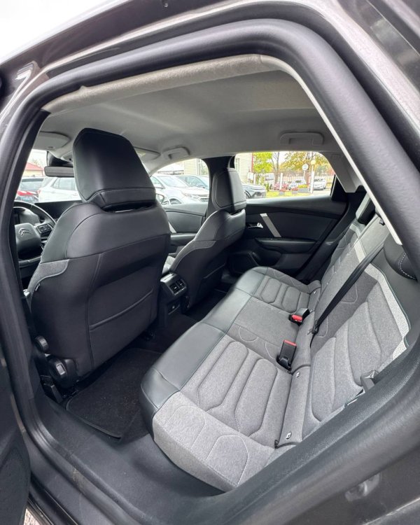Citroen C4 III - Image 12