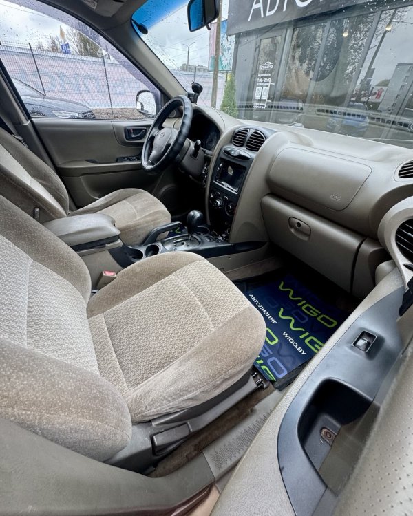 Hyundai Santa Fe SM - Image 14