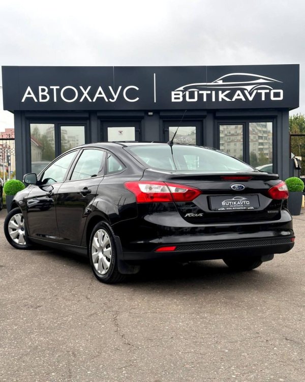 Ford Focus III - Image 4