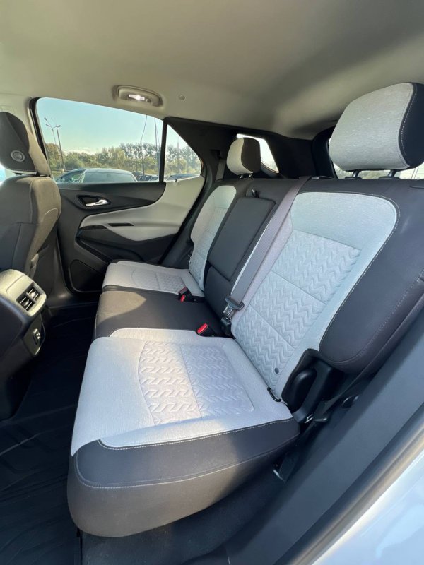 Chevrolet Equinox III · Рестайлинг - Image 17