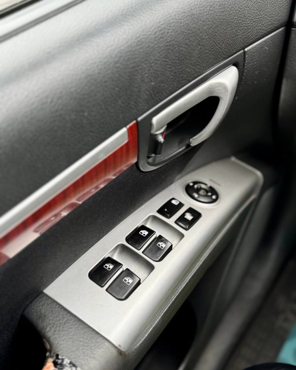 Hyundai Santa Fe CM - Image 17