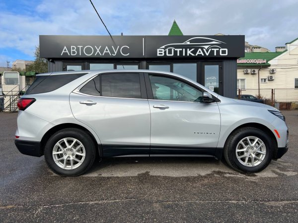 Chevrolet Equinox III · Рестайлинг - Image 8