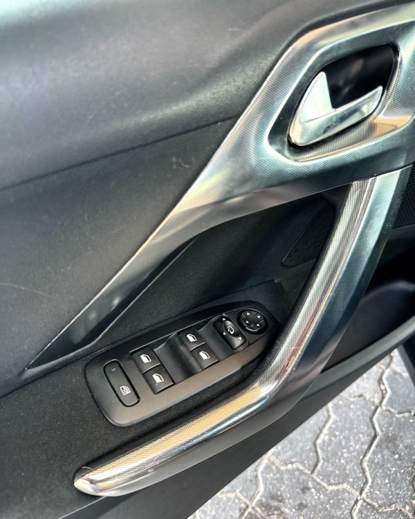 Peugeot 2008 I - Image 9