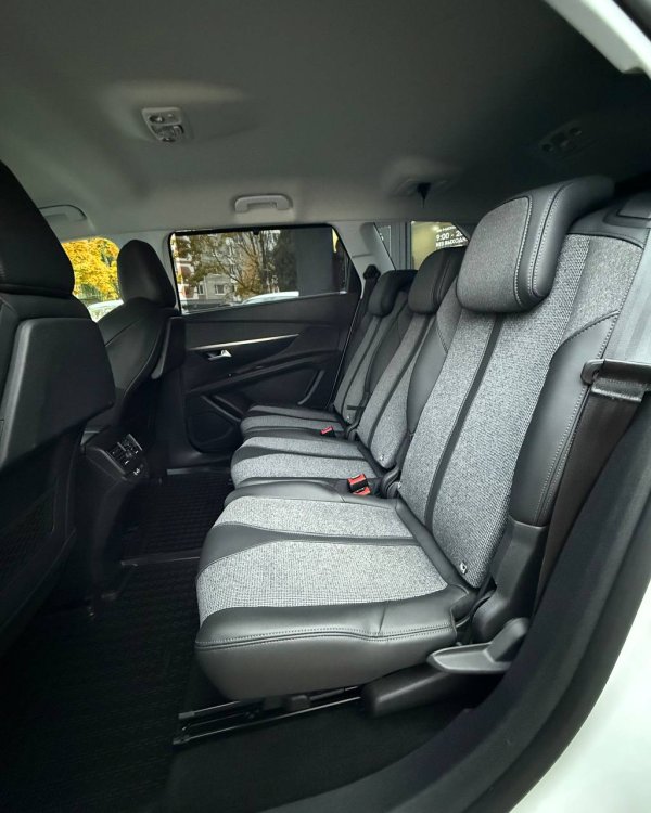 Peugeot 5008 II - Image 8