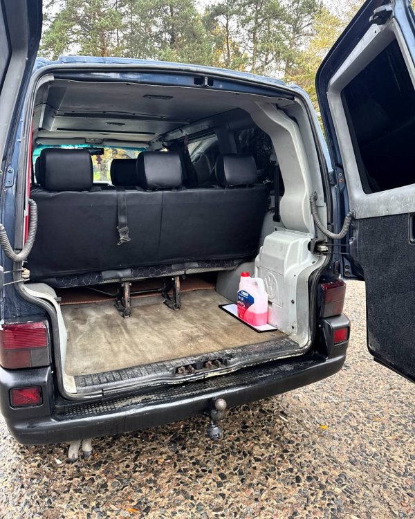 Volkswagen Caravelle T4 - Image 12