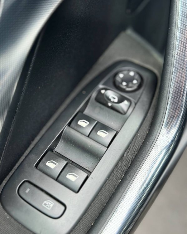 Peugeot 2008 I - Image 17