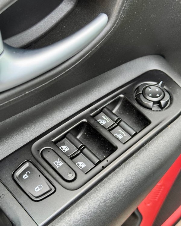 Jeep Renegade I · Рестайлинг - Image 20