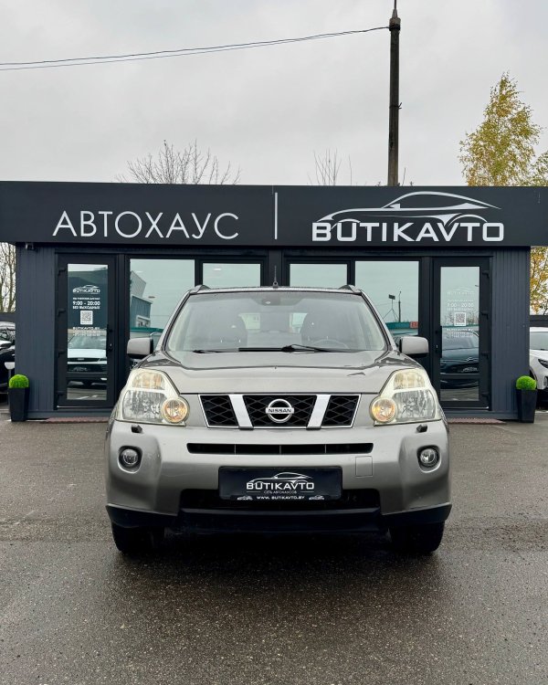 Nissan X-Trail II (T31) - Image 2